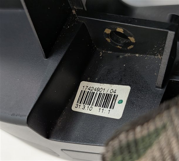 Thumbnail 9: 2011 PORSCHE CAYENNE (958) CENTRAL LOCK LOCKING SWITCH BUTTON PANEL
