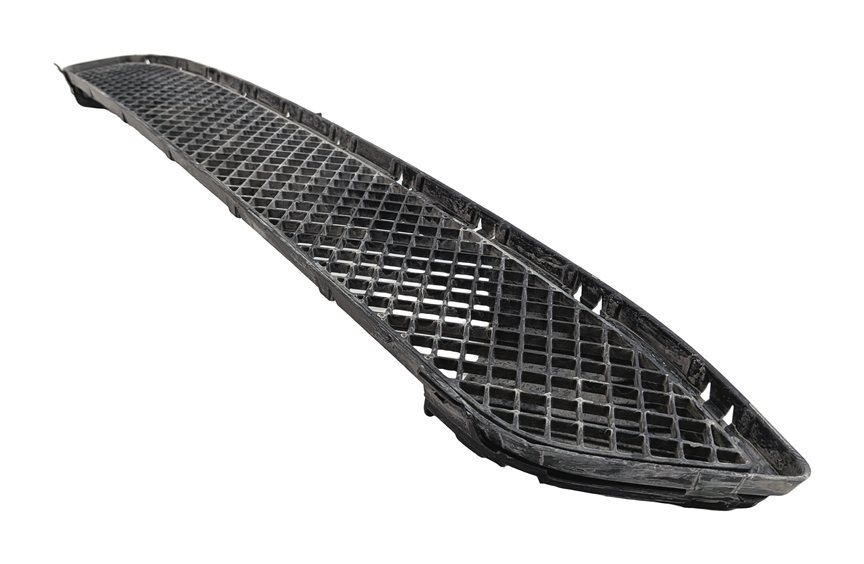 Thumbnail 4: 2013-2015 BMW X1 (E84) FRONT LOWER CENTER BUMPER GRILLE (BLACK)