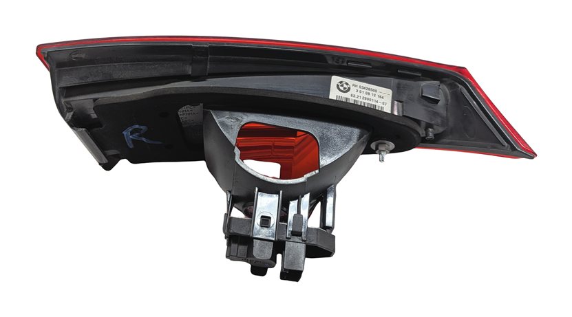 Thumbnail 5: 2012-2015 BMW X1 (E84) RIGHT PASSENGER REAR TRUNK INNER TAILLIGHT LIGHT LAMP