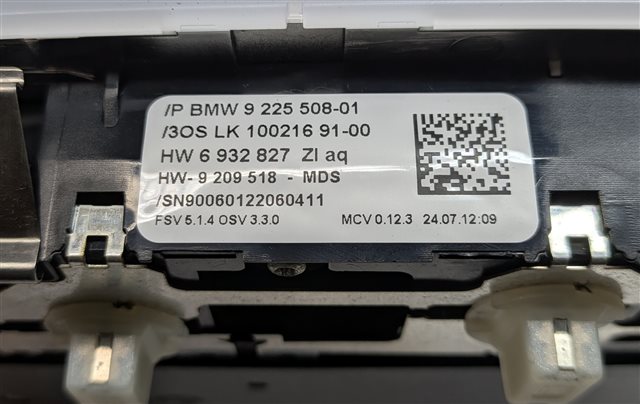 Thumbnail 11: 2013 BMW X1 (E84) FRONT INTERIOR OVERHEAD DOME MAP READING LIGHT LAMP (Gray)