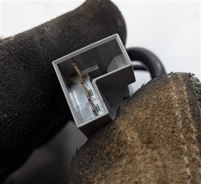 Thumbnail 5: 2008-2016 BMW 135i 328i 335i M3 X1 Z4 (E84 E87 E89 E90) DRIVER SEATBELT RECEIVER