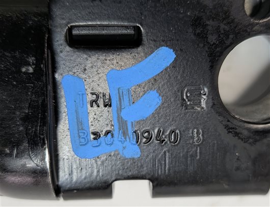 Thumbnail 8: 2008-2016 BMW 135i 328i 335i M3 X1 Z4 (E84 E87 E89 E90) DRIVER SEATBELT RECEIVER