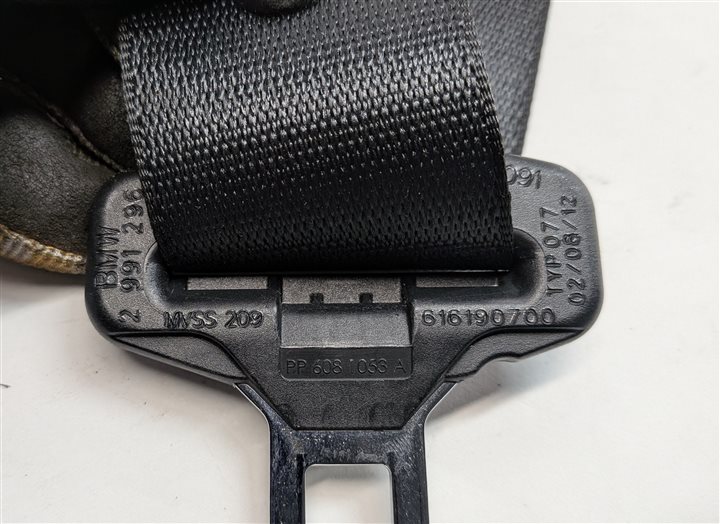 Thumbnail 13: 2013 BMW X1 (E84) REAR LEFT CENTER RIGHT SEAT SEATBELT RETRACTOR SET/2 (Black)