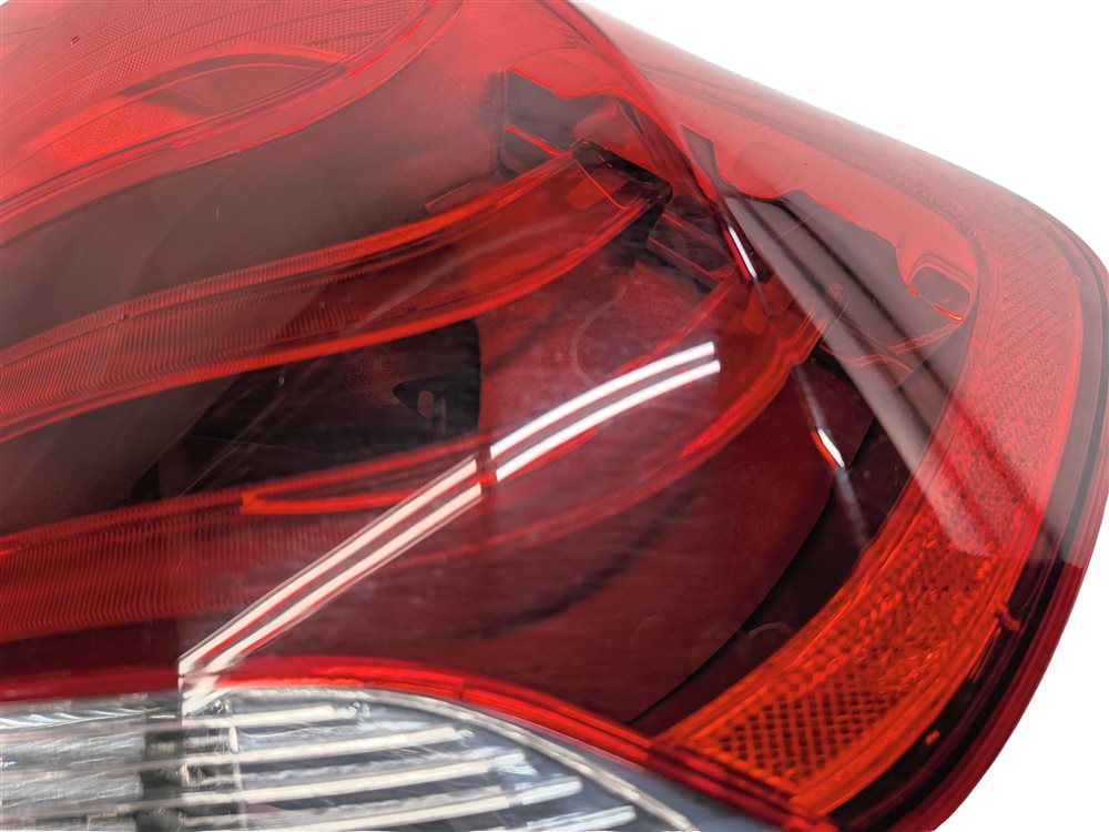 Thumbnail 11: 2012-2015 BMW X1 (E84) RIGHT PASSENGER REAR OUTER TAILLIGHT BRAKE LIGHT LAMP