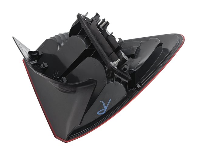 Thumbnail 8: 2012-2015 BMW X1 (E84) RIGHT PASSENGER REAR OUTER TAILLIGHT BRAKE LIGHT LAMP