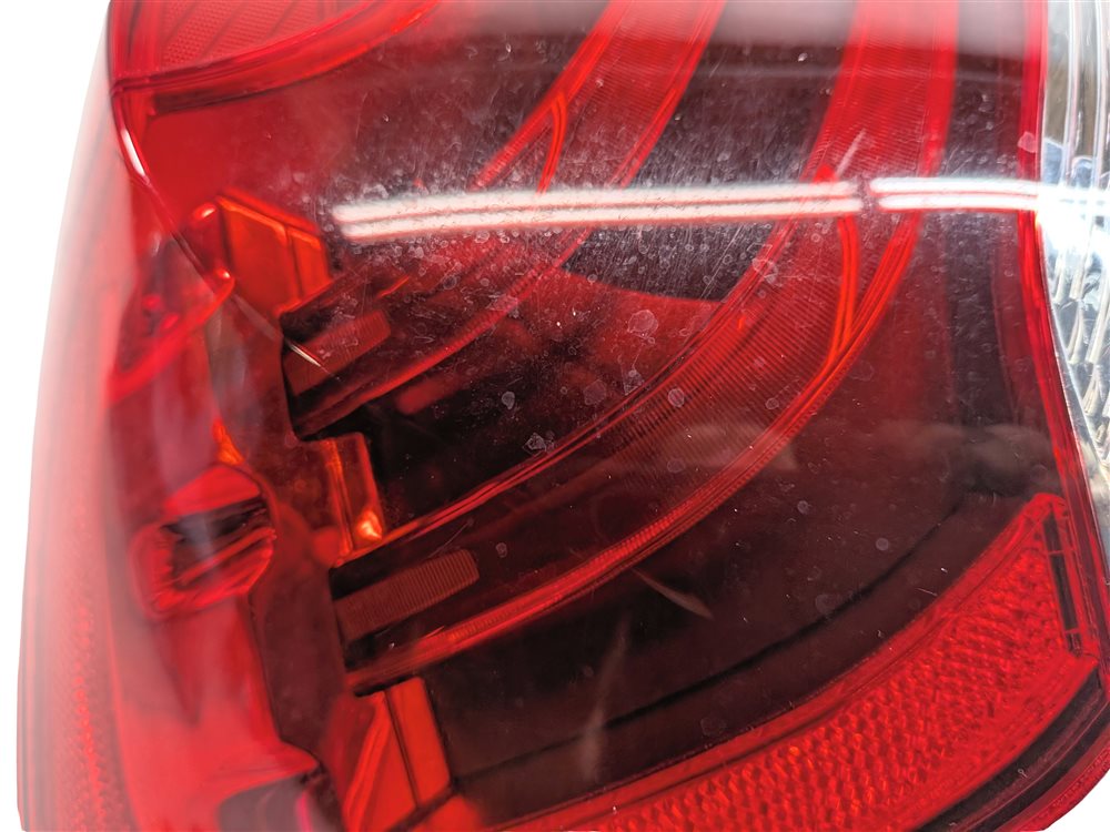 Thumbnail 11: 2012-2015 BMW X1 (E84) LEFT DRIVER REAR OUTER TAILLIGHT BRAKE LIGHT LAMP