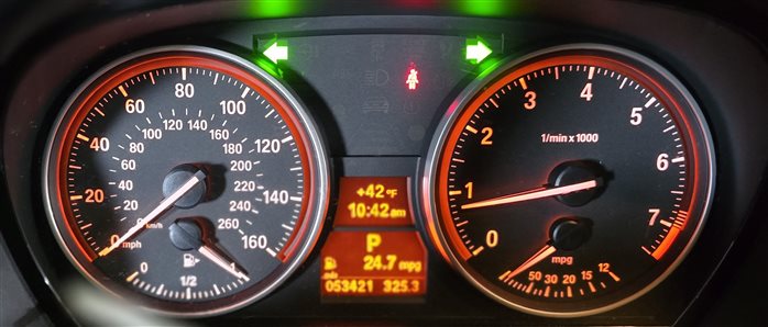 Thumbnail 2: 09-11 BMW 323i 328i X1 (E84 E90 E91) SPEEDOMETER INSTRUMENT GAUGE CLUSTER (53k)