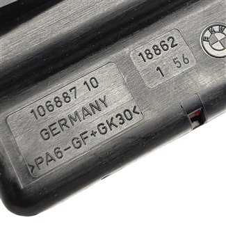 Thumbnail 6: 2013 BMW X1 (E84) 2.0L (N20) ENGINE FRONT POWER DISTRIBUTION PLATE BOX