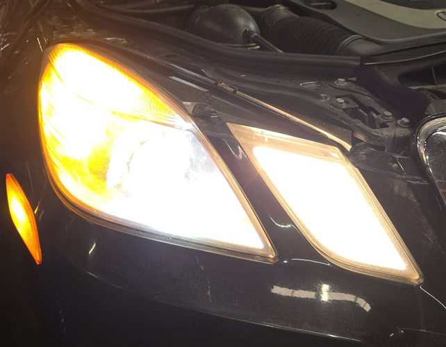 Thumbnail 2: 2010-2013 MERCEDES BENZ E300 E350 E400 E550 (W212) RIGHT HALOGEN HEADLIGHT LAMP