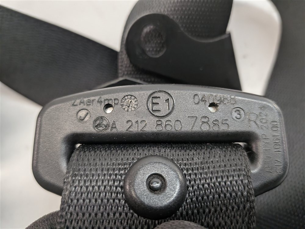 Thumbnail 6: 10-11 MERCEDES E-CLASS (W212) RIGHT FRONT PASSENGER SEATBELT RETRACTOR (BLACK)