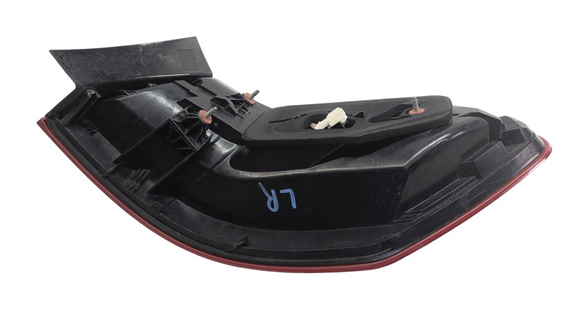 Thumbnail 5: 10-13 MERCEDES E-CLASS (W212) SEDAN LEFT DRIVER REAR TAILLIGHT BRAKE LIGHT LAMP
