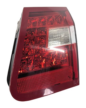 Thumbnail 3: 2010-2013 MERCEDES E300 E350 E400 E550 (W212) RIGHT INNER TAILLIGHT LIGHT LAMP