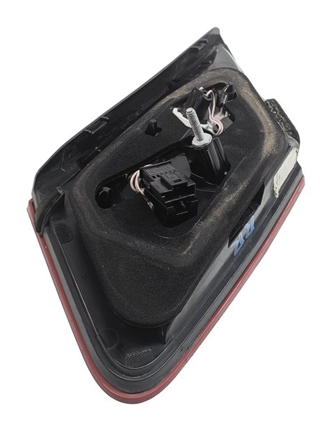 Thumbnail 6: 2010-2013 MERCEDES E300 E350 E400 E550 (W212) RIGHT INNER TAILLIGHT LIGHT LAMP