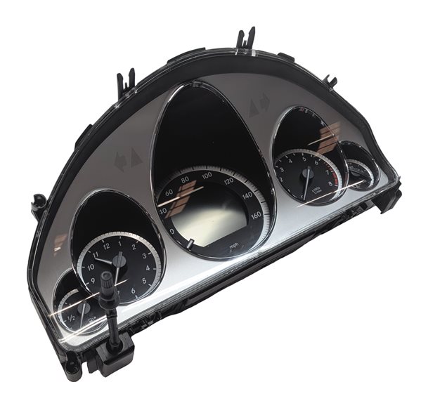2011 MERCEDES BENZ E350 E550 (W212) SPEEDOMETER INSTRUMENT GAUGE CLUSTER (134k)