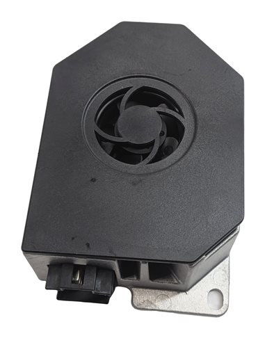 Thumbnail 5: 2011 MERCEDES E350 (W212) HARMAN KARDON AUDIO SUBWOOFER AMP AMPLIFIER