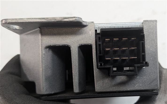 Thumbnail 6: 2011 MERCEDES E350 (W212) HARMAN KARDON AUDIO SUBWOOFER AMP AMPLIFIER