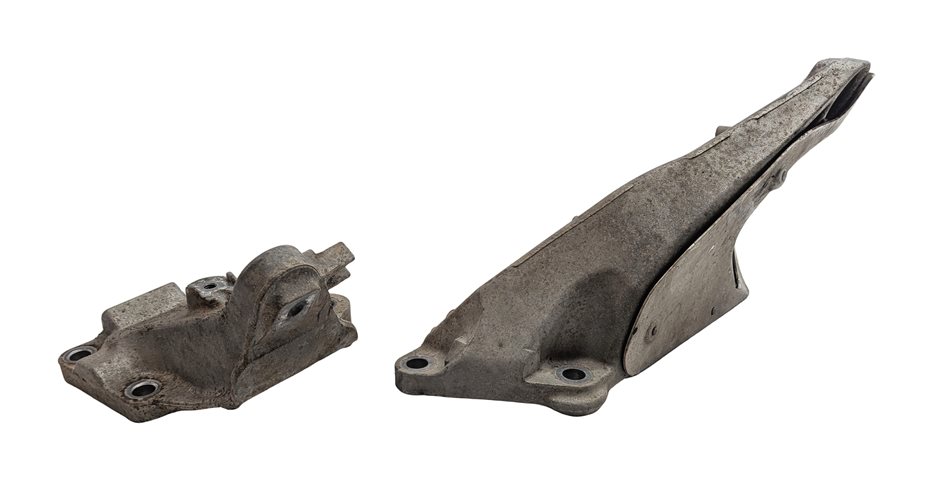 Thumbnail 3: 2014 BMW X1 (E84) 3.0L (N55) ENGINE MOTOR SUPPORT MOUNT BRACKET SET/2