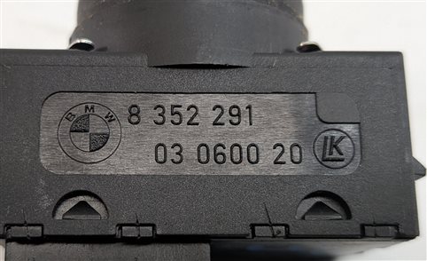 Thumbnail 6: 2014 BMW X1 (E84) FRONT LEFT DRIVER MEMORY SEAT POSITION ADJUST SWITCH w/LUMBAR