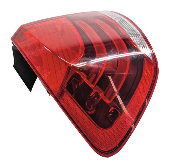 Thumbnail 3: 2012-2015 BMW X1 (E84) LEFT DRIVER REAR OUTER TAILLIGHT BRAKE LIGHT LAMP