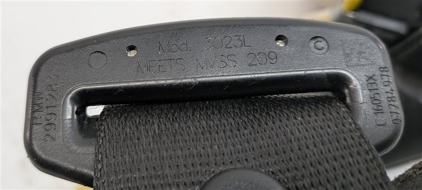 Thumbnail 6: 2012-2015 BMW X1 (E84) LEFT FRONT DRIVER SEATBELT BUCKLE RETRACTOR (Black)