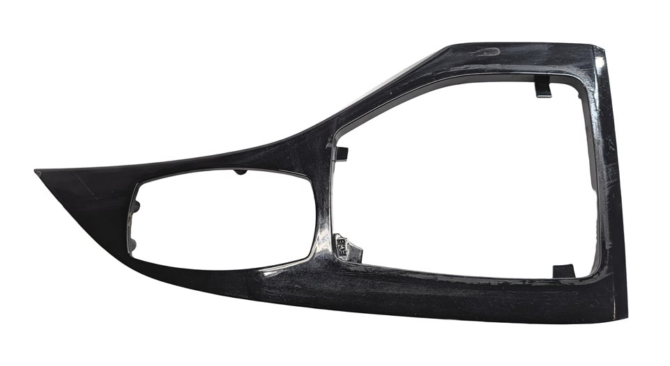 Thumbnail 2: 2014 BMW X1 (E84) INTERIOR FRONT DASH CENTER CONSOLE DOOR TRIM SET/6 (Black)
