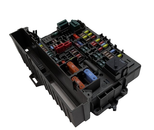 Thumbnail 3: 08-15 BMW 128i 135i 328i 335i M3 X1 (E84 E87 E90) POWER DISTRIBUTION FUSE BOX