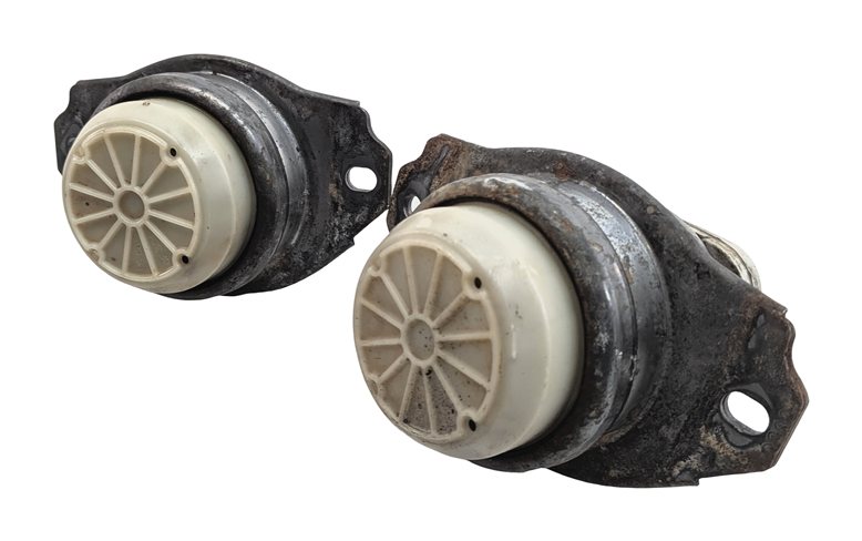 2014 LAND ROVER LR4 (L319) 3.0L SUPER (306PS AJ126) ENGINE MOTOR MOUNT SET/2
