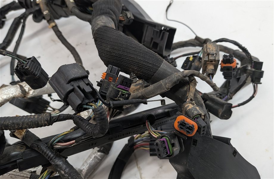 Thumbnail 6: 2014 LAND ROVER LR4 (L319) 3.0L SUPER (306PS AJ126) ENGINE WIRE WIRING HARNESS