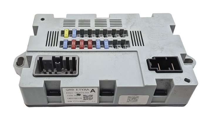 Thumbnail 2: 2014 LAND ROVER LR4 (L319) CABIN FUSE BOX RELAY CARRIER MODULE