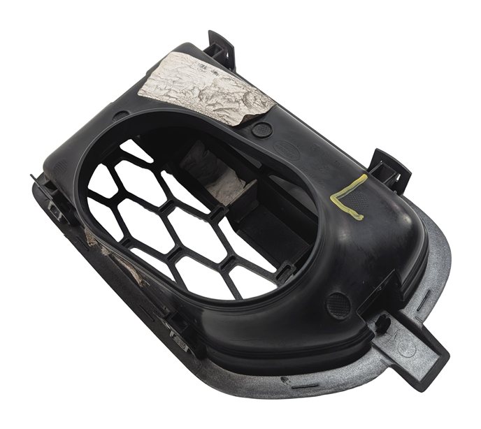 Thumbnail 4: 2014 LAND ROVER LR4 (L319) LEFT FENDER SIDE AIR INTAKE VENT GRILLE