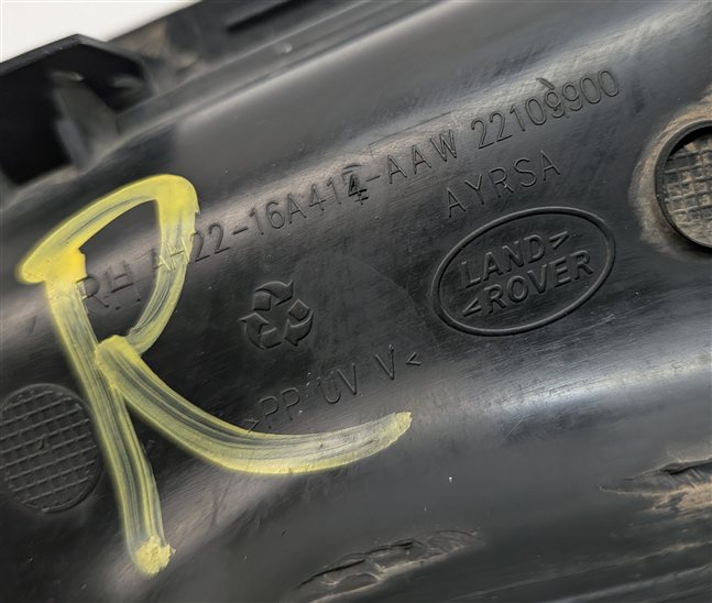 Thumbnail 6: 2014 LAND ROVER LR4 (L319) RIGHT FENDER SIDE AIR INTAKE VENT GRILLE