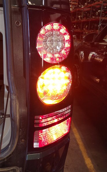 Thumbnail 2: 14-16 LAND ROVER LR4 REAR RIGHT PASSENGER REAR TAILLIGHT BRAKE LIGHT STOP LAMP