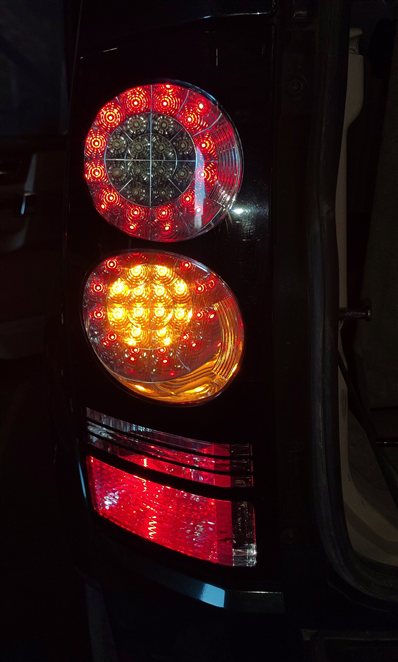 Thumbnail 2: 14-16 LAND ROVER LR4 REAR LEFT DRIVER SIDE REAR TAILLIGHT BRAKE LIGHT STOP LAMP