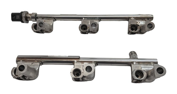 Thumbnail 2: 2014 LAND ROVER LR4 L319 3.0L SUPER 306PS AJ126 ENGINE FUEL INJECTOR RAIL SET/2