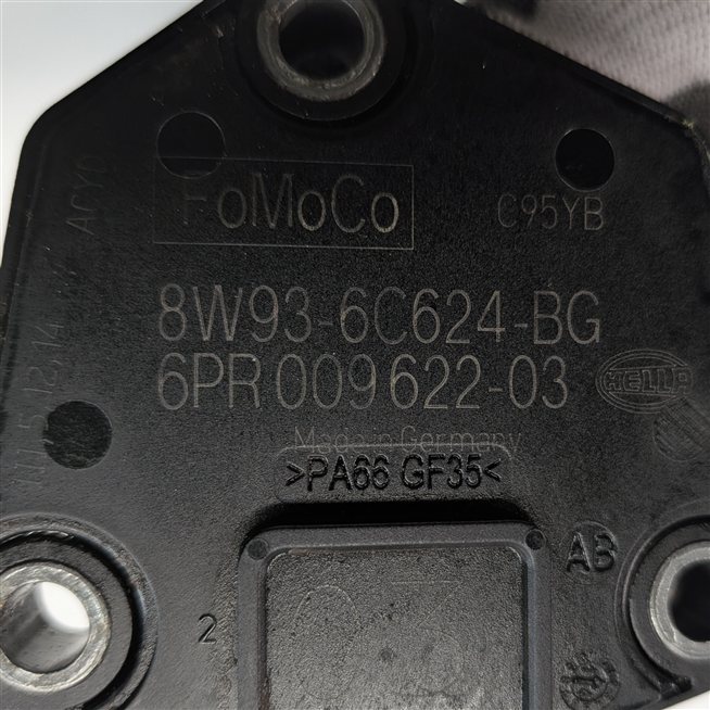 Thumbnail 6: 2014 LAND ROVER LR4 (L319) 3.0L SUPER AJ126 ENGINE MOTOR OIL FLUID LEVEL SENSOR