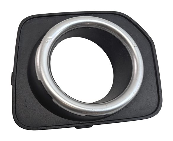 Thumbnail 2: 2014 LAND ROVER LR4 (L319) FRONT LEFT DRIVER BUMPER FOG LIGHT BEZEL SURROUND