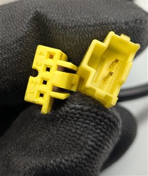 Thumbnail 6: 10-17 C E CLASS (W204 W207) COUPE CONVERTIBLE RIGHT PASSENGER SEATBELT RECEIVER