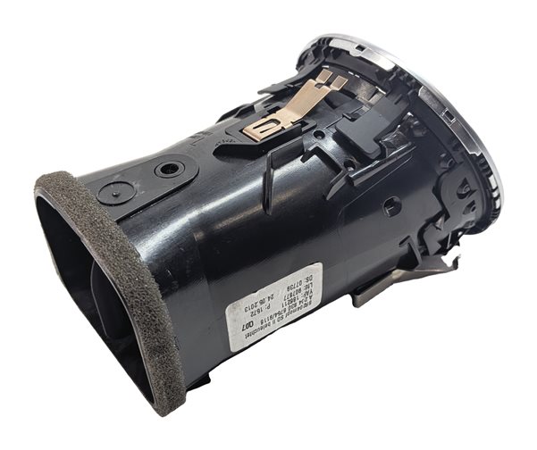 Thumbnail 5: 2014 MERCEDES C350 (W204) FRONT LEFT DRIVER DASH HEAT AIR AC HVAC VENT (Black)