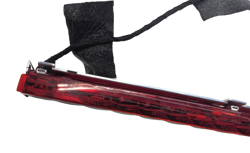 Thumbnail 10: 2014 MERCEDES C350 (W204) REAR UPPER TRUNK LID THIRD 3RD BRAKE STOP LIGHT LAMP