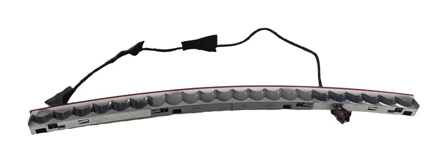 Thumbnail 4: 2014 MERCEDES C350 (W204) REAR UPPER TRUNK LID THIRD 3RD BRAKE STOP LIGHT LAMP