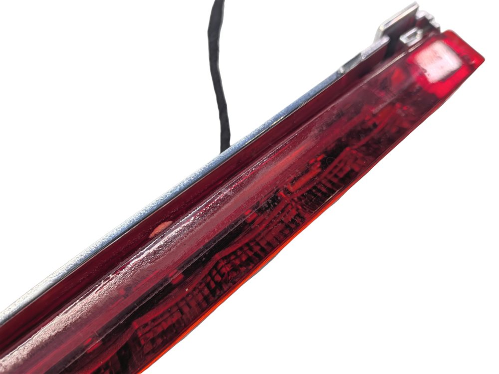 Thumbnail 8: 2014 MERCEDES C350 (W204) REAR UPPER TRUNK LID THIRD 3RD BRAKE STOP LIGHT LAMP