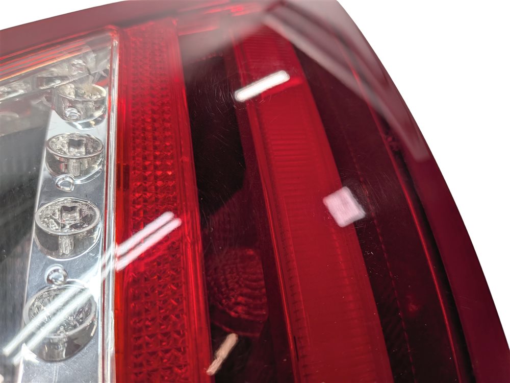 Thumbnail 12: 2012-2015 MERCEDES BENZ C250 C300 C350 (W204) LEFT DRIVER TAILLIGHT BRAKE LIGHT