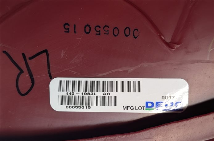 Thumbnail 9: 2012-2015 MERCEDES BENZ C250 C300 C350 (W204) LEFT DRIVER TAILLIGHT BRAKE LIGHT