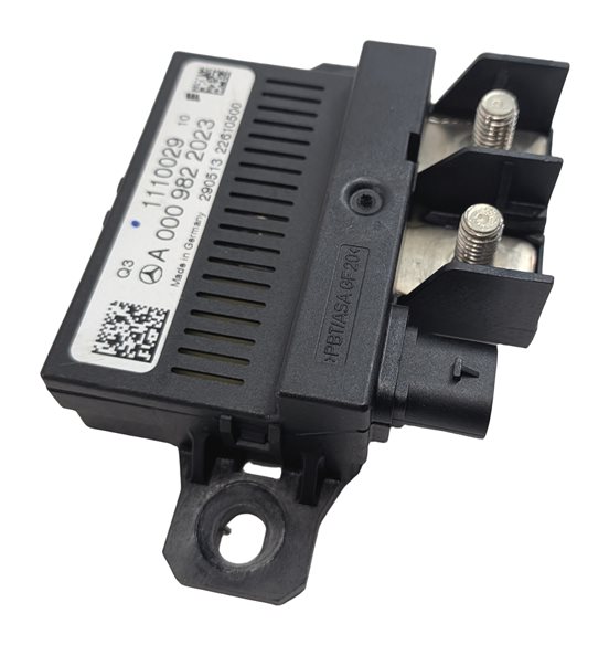 Thumbnail 3: 2014 MERCEDES C350 (W204) 3.5L (276.957) AUXILIARY AUX BATTERY CONTROL MODULE