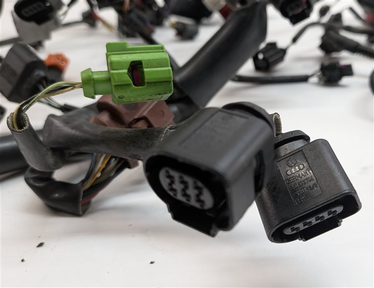 Thumbnail 10: 2014 AUDI Q5 (B8 8R) 3.0L SUPER (CTUC) ENGINE MOTOR WIRE WIRING HARNESS LOOM