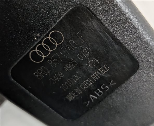 Thumbnail 7: 2014 AUDI Q5 (B8 8R) REAR LEFT CENTER RIGHT SEAT SEATBELT BUCKLE RECEIVER SET/3