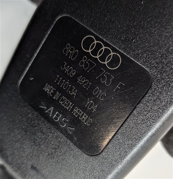 Thumbnail 8: 2014 AUDI Q5 (B8 8R) REAR LEFT CENTER RIGHT SEAT SEATBELT BUCKLE RECEIVER SET/3