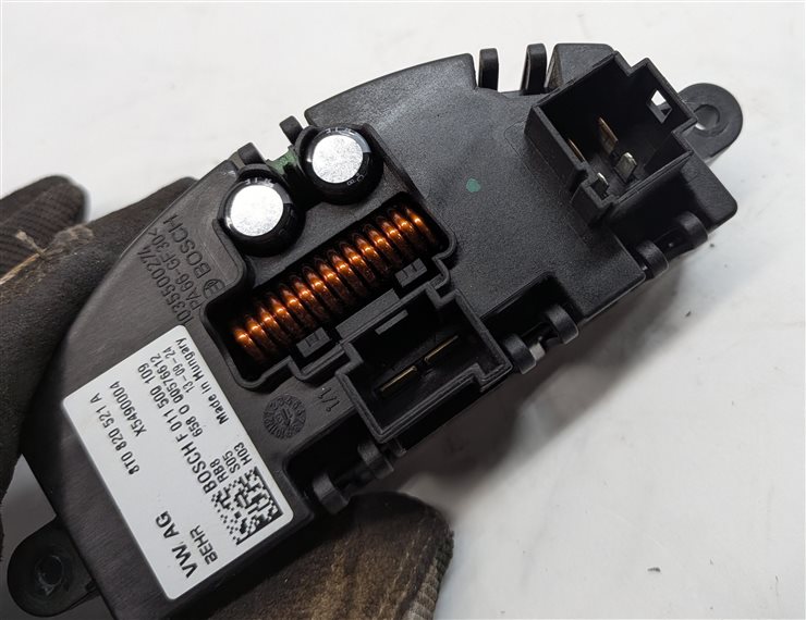 Thumbnail 6: 13-17 AUDI A4 S4 A5 S5 Q5 (B8 8K 8T 8R) FRONT HEATER A/C BLOWER MOTOR RESISTOR