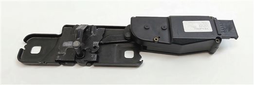 Thumbnail 5: 2014 AUDI Q5 (B8 8R) REAR TRUNK LIFTGATE HATCH LID LOCK LATCH STRIKER PLATE