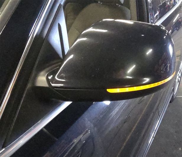 Thumbnail 2: 09-14 AUDI Q5 (B8 8R) LEFT PFOLD HEAT MEM AUTODIM BLIND SPOT DOOR MIRROR (Black)